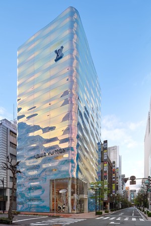 ルイ ヴィトン ジャパン ルイ ヴィトン 銀座並木通り店オープン サイン ディスプレイ業界の専門メディア Sign News Site By総合報道 ルイ ヴィトン ジャパン ルイ ヴィトン 銀座並木通り店オープン サイン ディスプレイ業界の専門メディア Sign News Site By総合報道