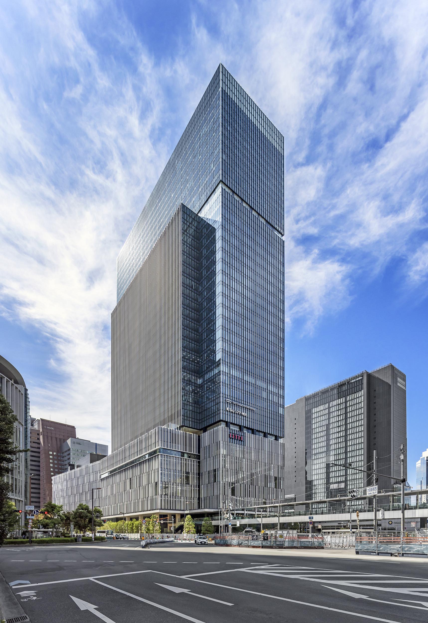 【高年式】大阪送料無料★3か月保証★2023年★JW-U45EA★IS-784 ハイアール JW-U45EA-W 4．5kg全自動洗濯機 e angle select ホワイト