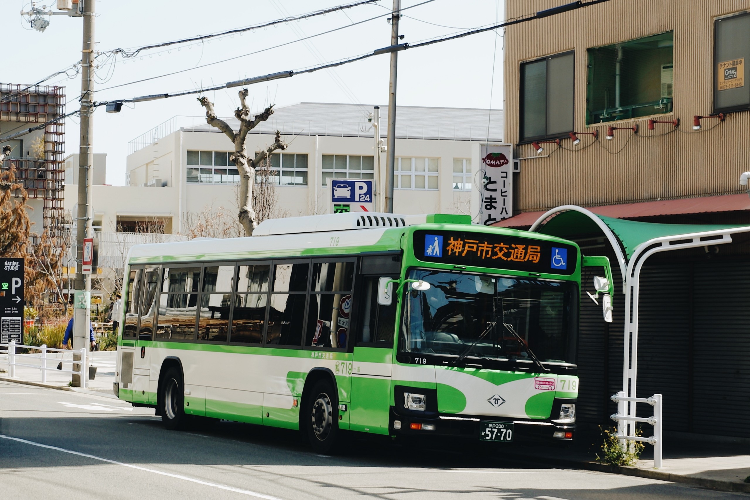 リバーワークス】神戸市バス7系統の利用者にスポットをあてた広告企画
