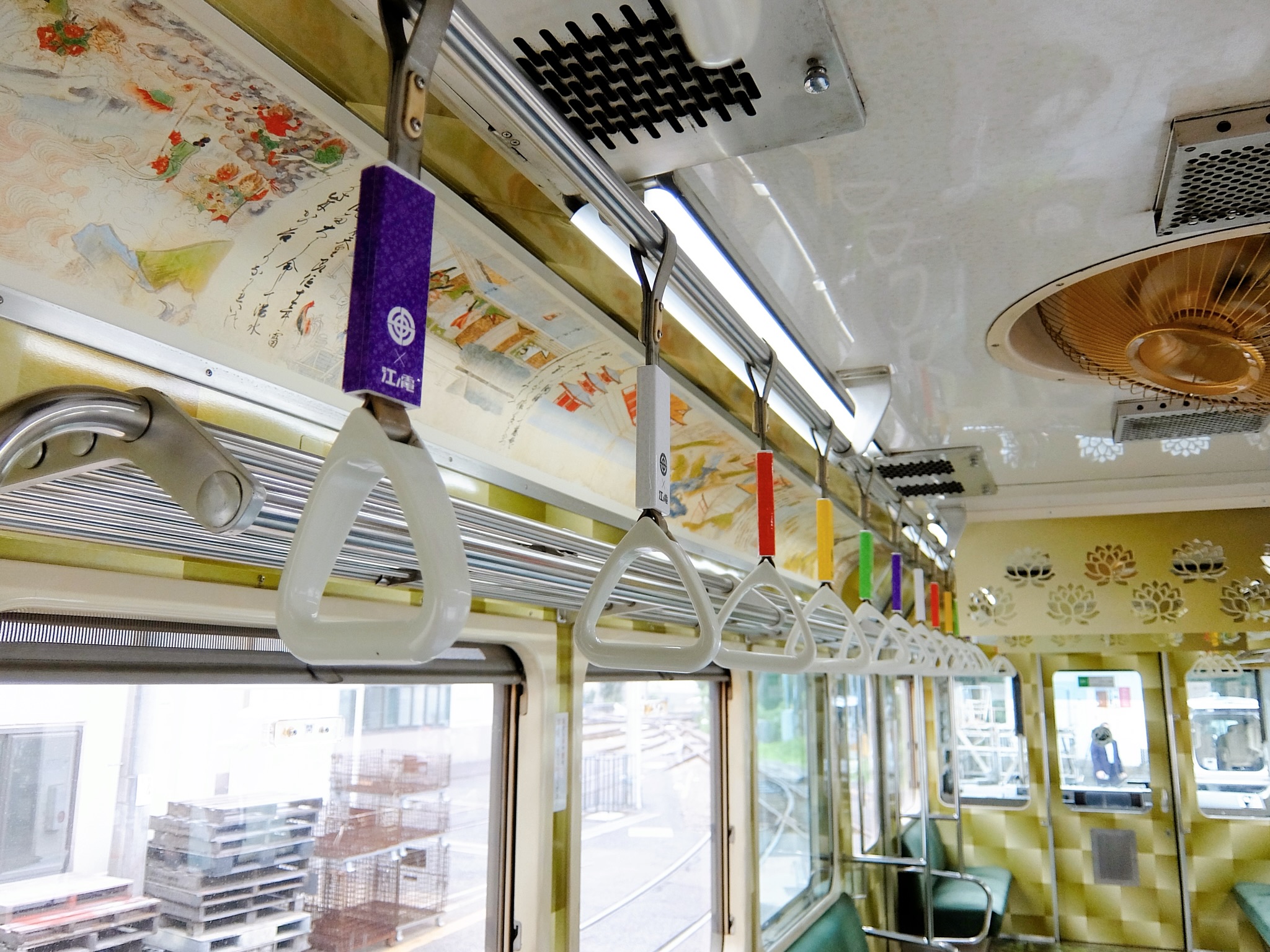 江ノ電×長谷寺ラッピング電車